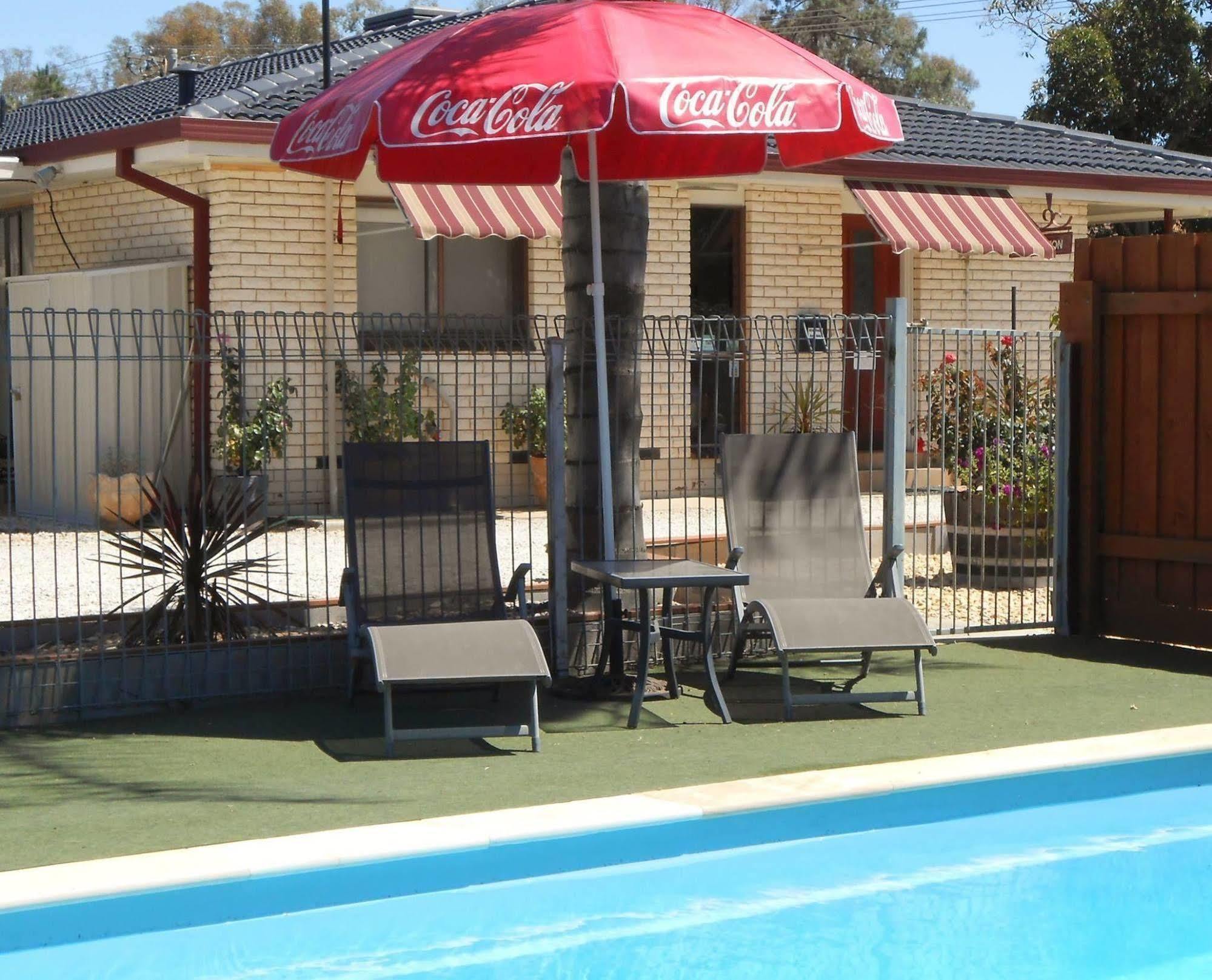 Motel Woongarra Rutherglen Kültér fotó